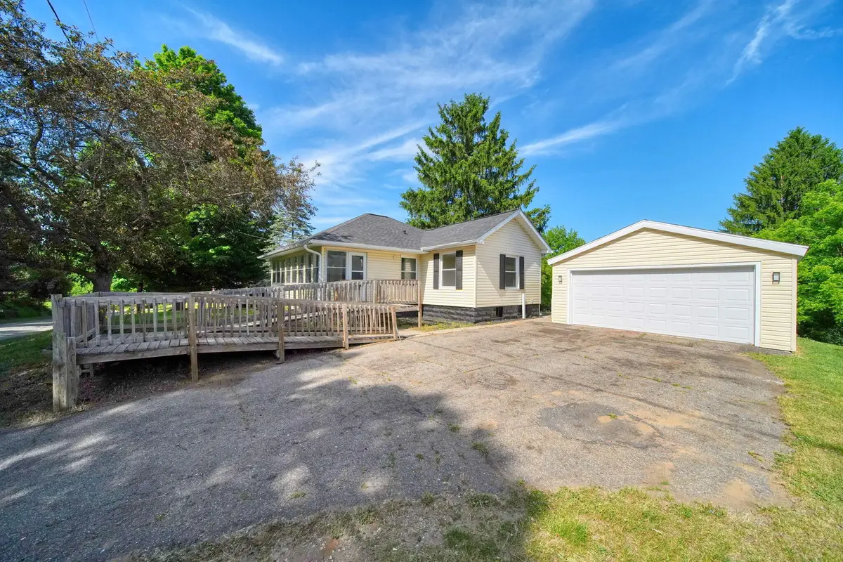 317 Lockwood Street, Jackson, MI 49203 - #1