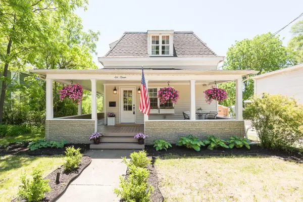 611 W Silver Lake Road, Fenton, MI 48430