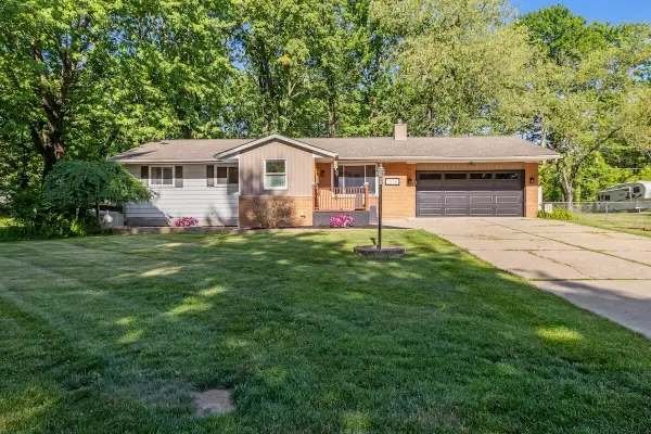 1358 Flamingo Street, Wixom, MI 48393