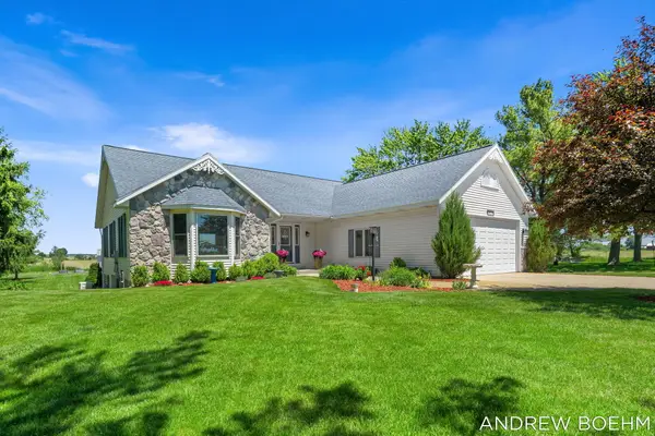 6141 Adams Street, Zeeland, MI 49464