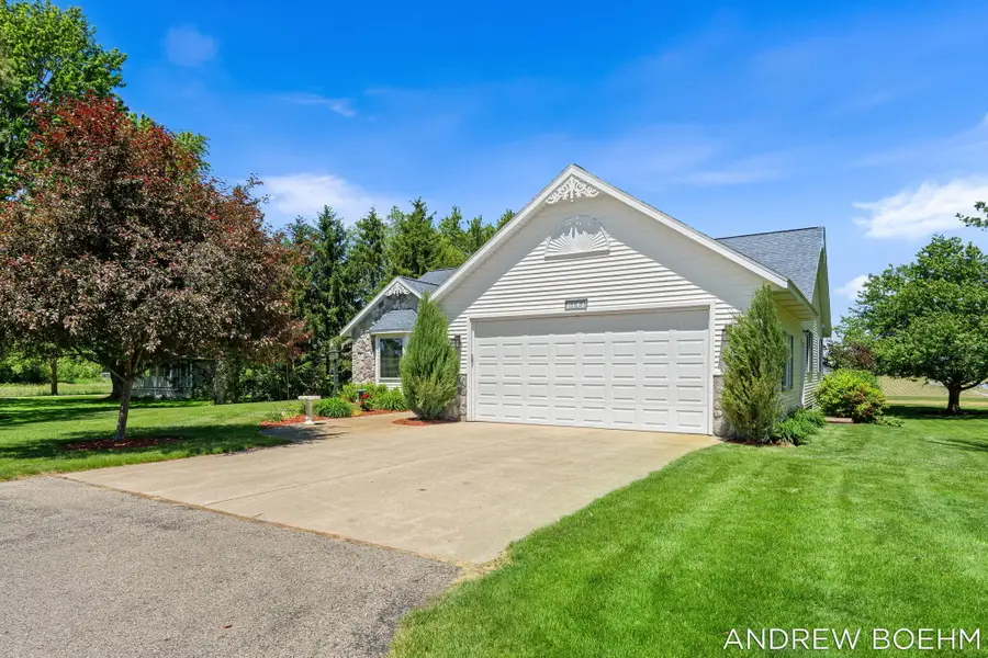 6141 Adams Street, Zeeland, MI 49464 - #2