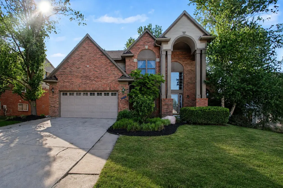 2877 Leslie Park Circle, Ann Arbor, MI 48105 - #1
