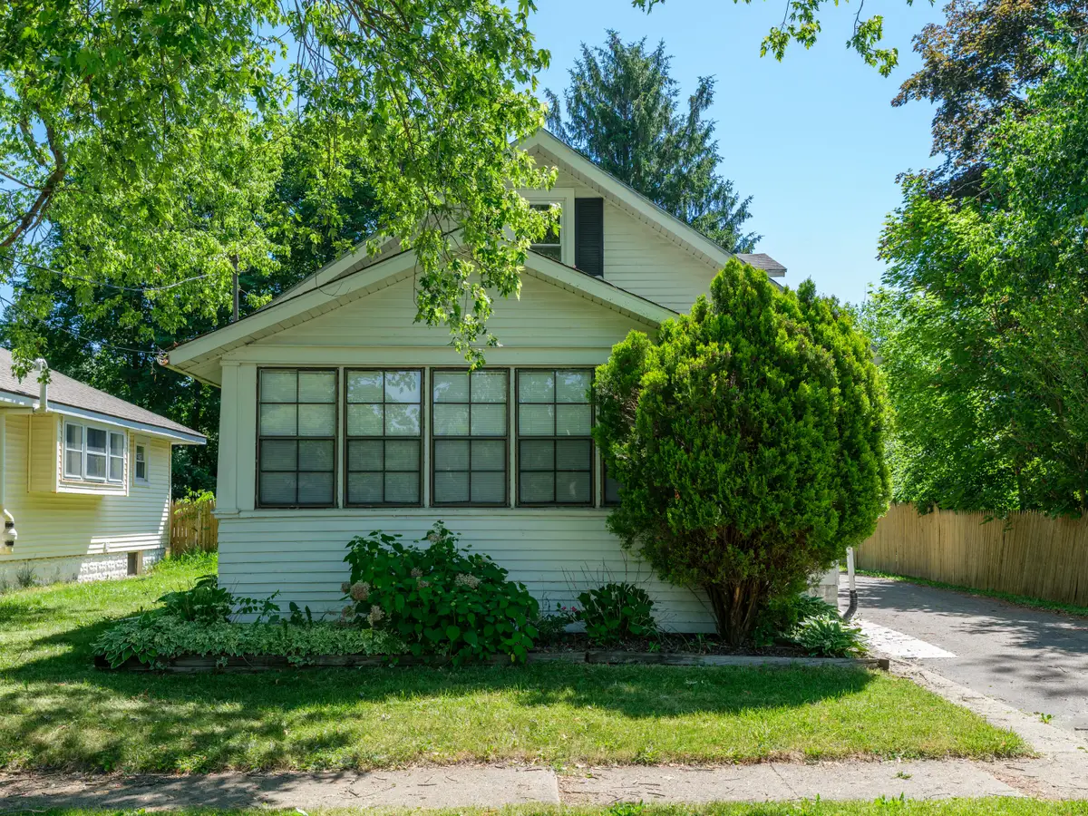 812 Washburn Avenue, Kalamazoo, MI 49048 - #1