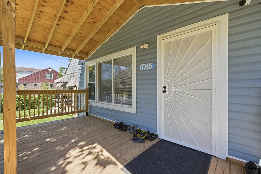 17916 Arlington Street, Hamtramck, MI 48212 - #3