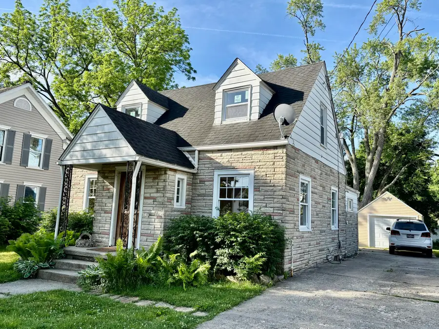 231 Monroe Street, Brooklyn, MI 49230 - #2