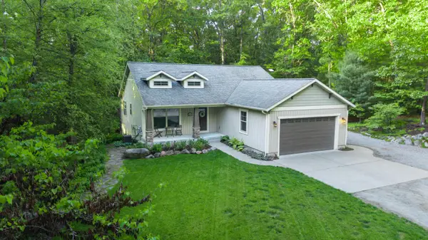 2199 West Lake Road, Twin Lake, MI 49457