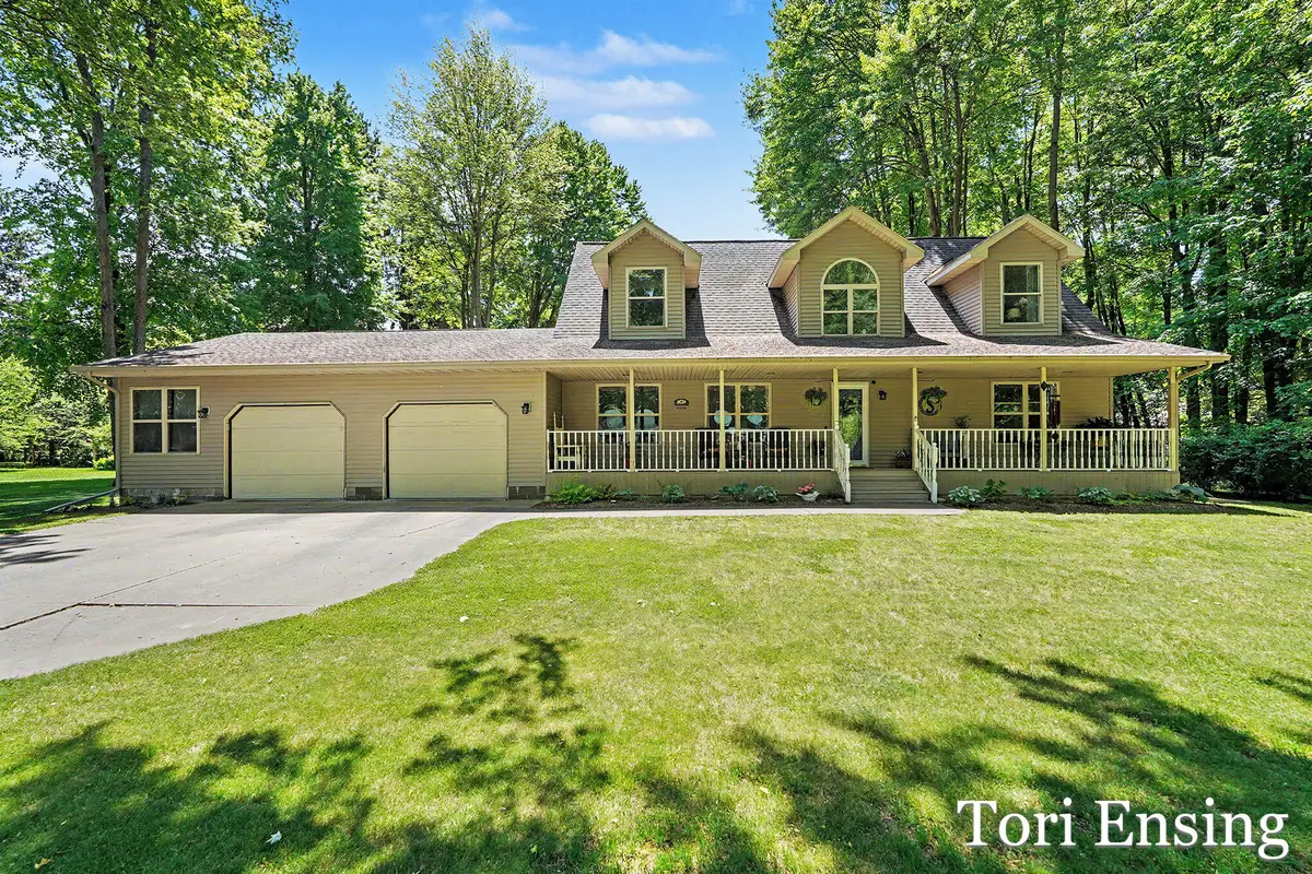510 E General Street, Sheridan, MI 48884 - #1