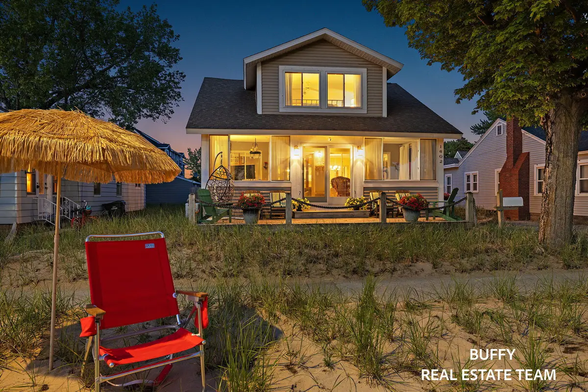 1602 Beach Street, Muskegon, MI 49441 - #1