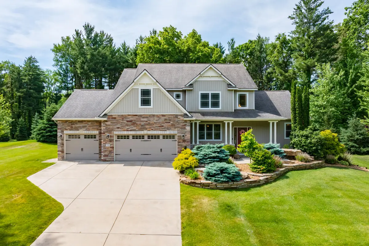 7585 Oakwood Avenue, Kalamazoo, MI 49009 - #1