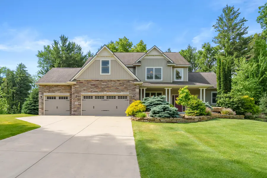 7585 Oakwood Avenue, Kalamazoo, MI 49009 - #3