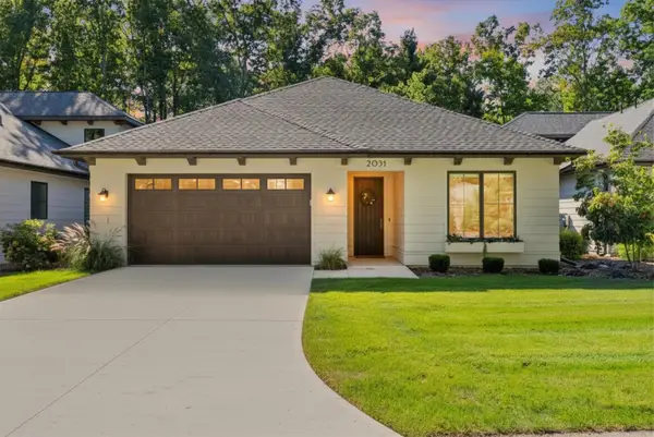 2031 Ottawa Beach Road, Holland, MI 49424