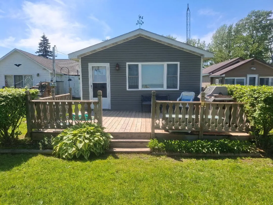 6434 W Houghton Lake Drive, Houghton Lake, MI 48629 - #1