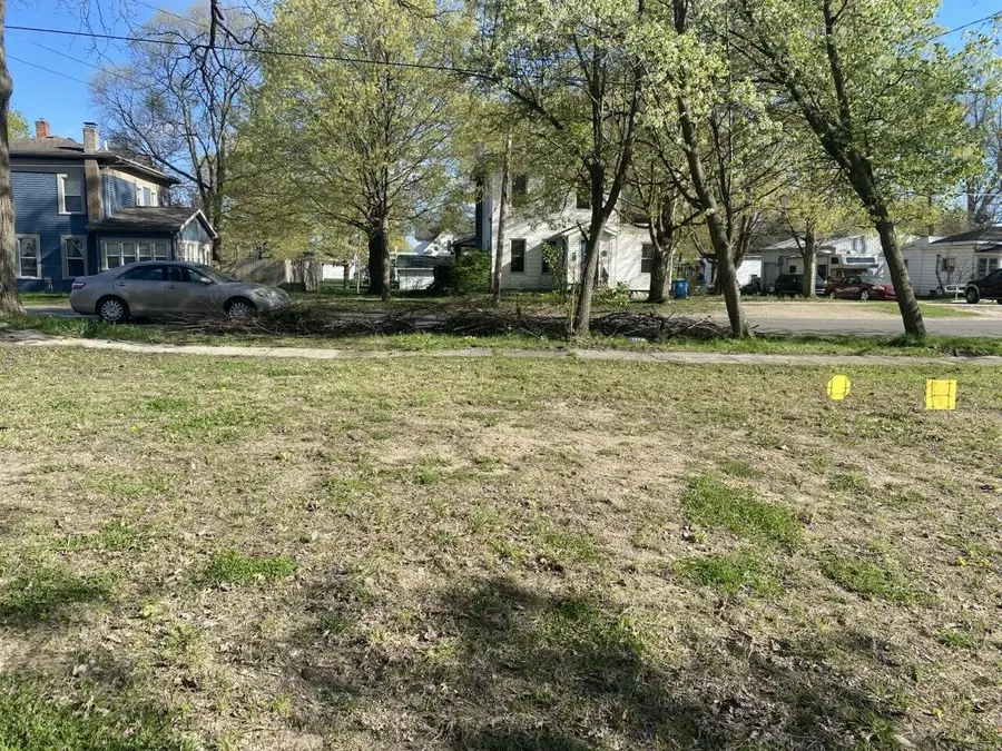 202 W Saint Marys Street, Decatur, MI 49045 - #3