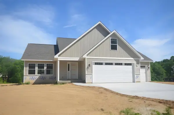 237 Markus Glen Drive, Plainwell, MI 49080