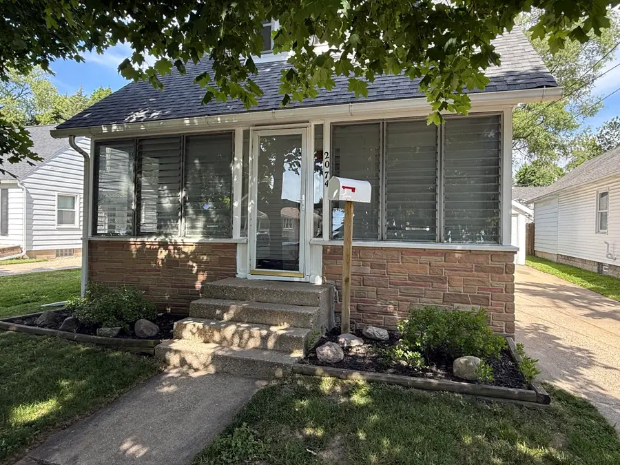 2074 Prospect Avenue Ne, Grand Rapids, MI 49505 - #3