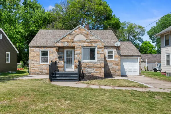 301 Lemyra Street Se, Wyoming, MI 49548