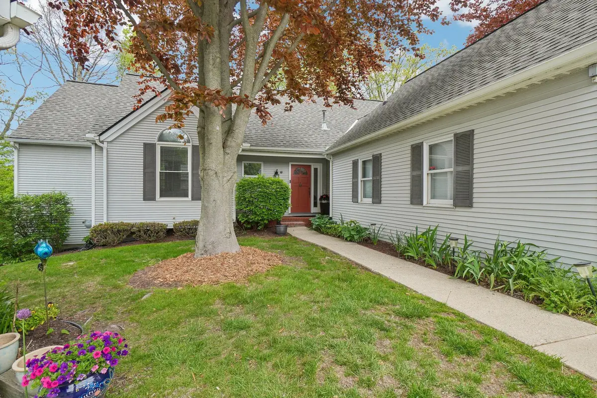 558 Heritage Drive, Ann Arbor, MI 48105 - #1