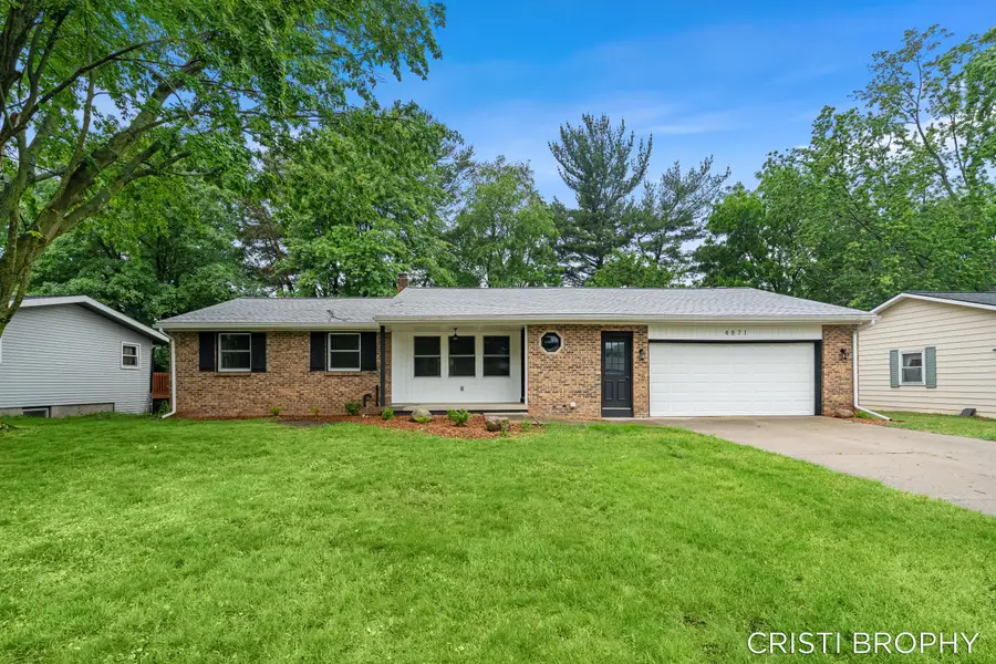 4871 Newcastle Drive Se, Grand Rapids, MI 49508 - #3