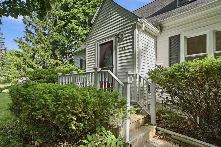 1158 W Reid Road, Flint, MI 48507 - #2