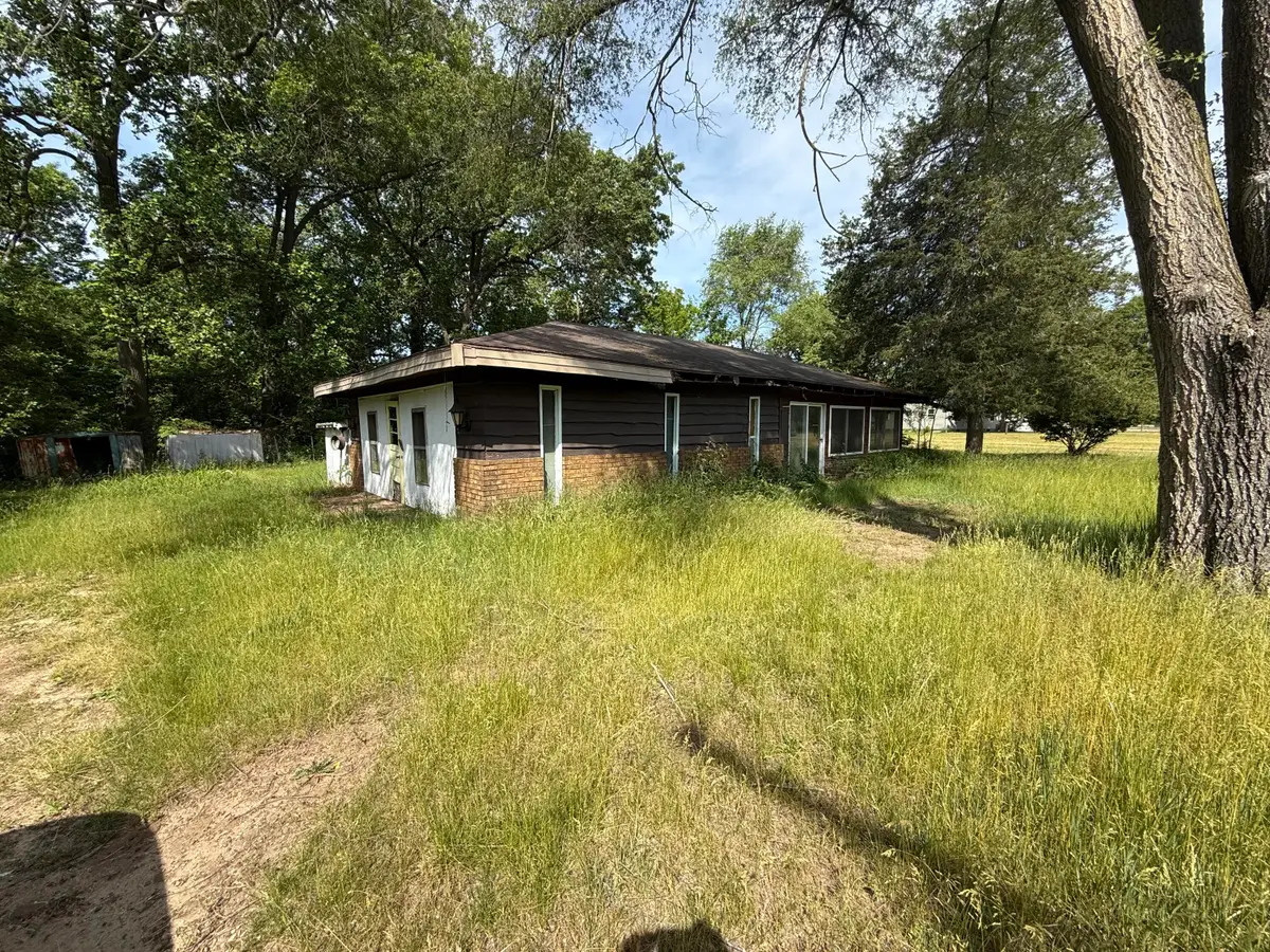 552 19th Street, Otsego, MI 49078 - #1