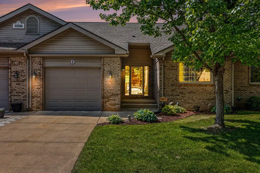 22280 Quail Run Circle #2, South Lyon, MI 48178 - #2