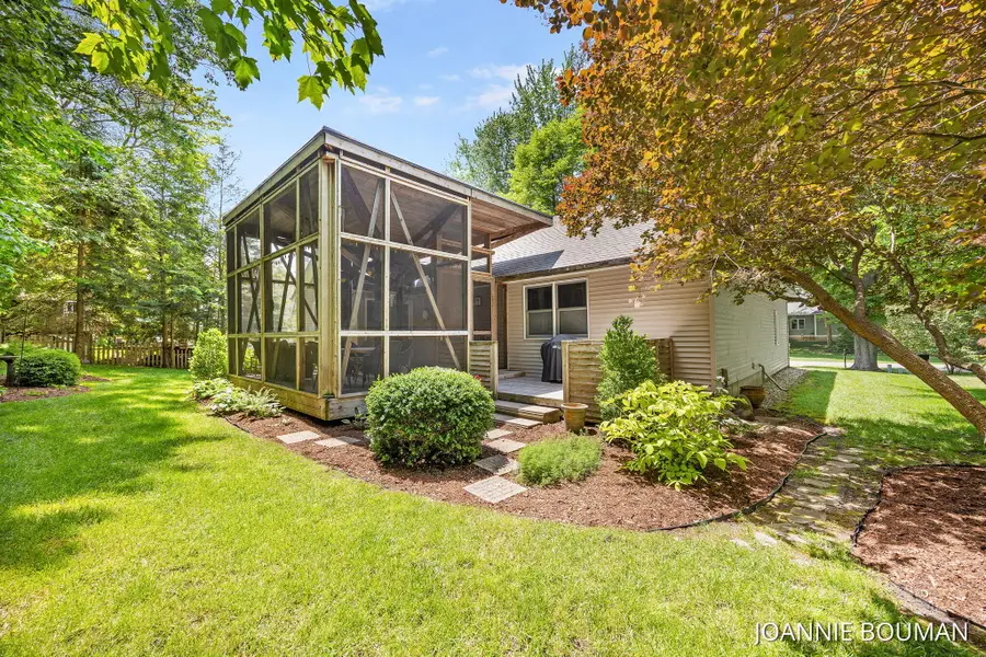 4629 Pine Drive, Holland, MI 49423 - #2