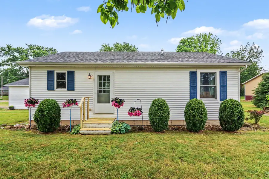 378 E Woodland Street, Marcellus, MI 49067 - #3