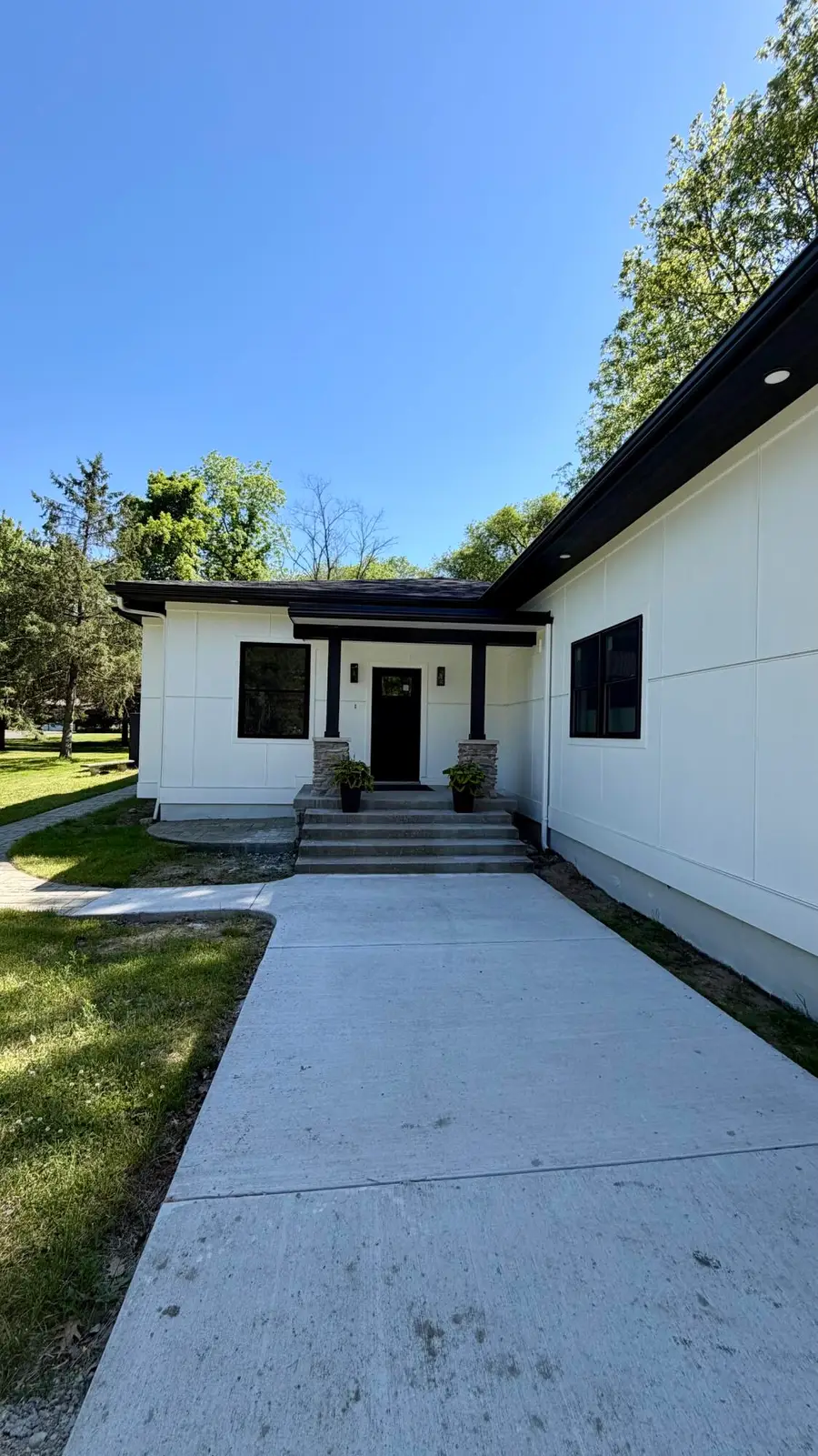 1810 Leonard Street Nw, Grand Rapids, MI 49534 - #2