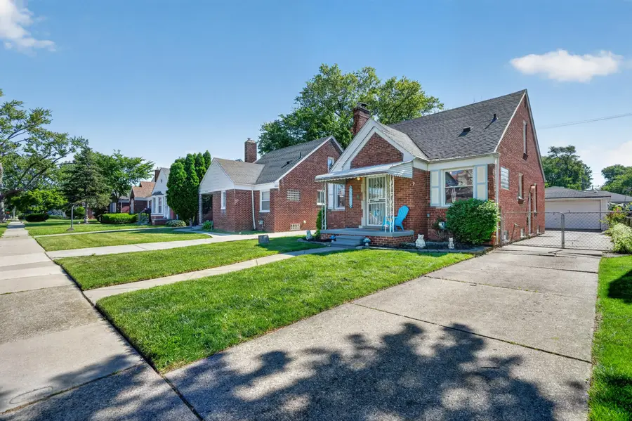 21500 Redmond Avenue, Eastpointe, MI 48021 - #3