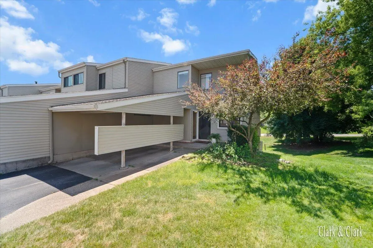 3014 Chapshire Drive Se, Grand Rapids, MI 49546 - #1