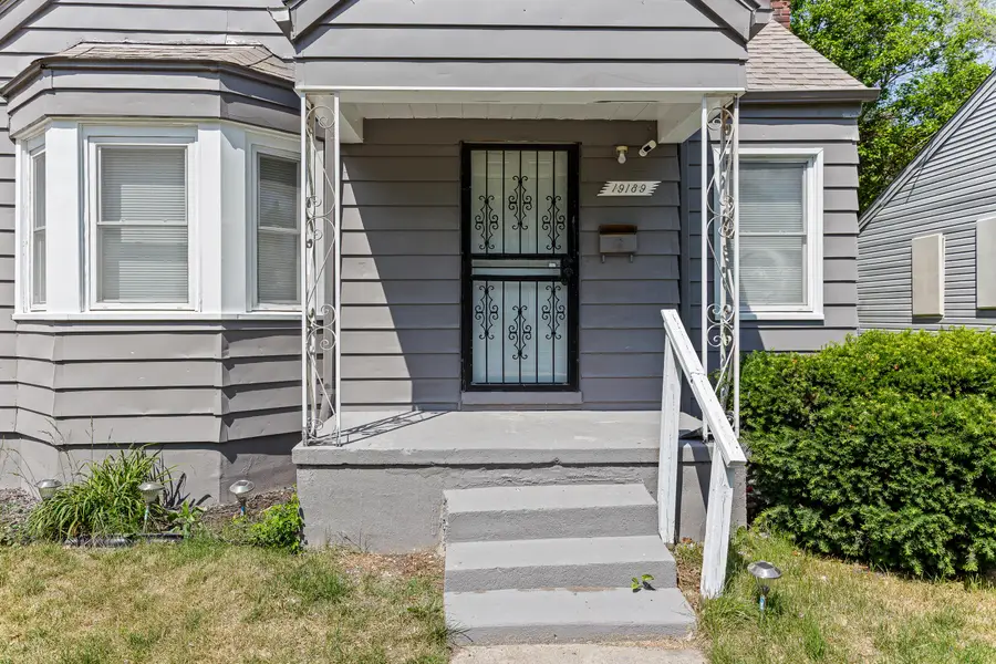19189 Dresden Street, Detroit, MI 48205 - #2