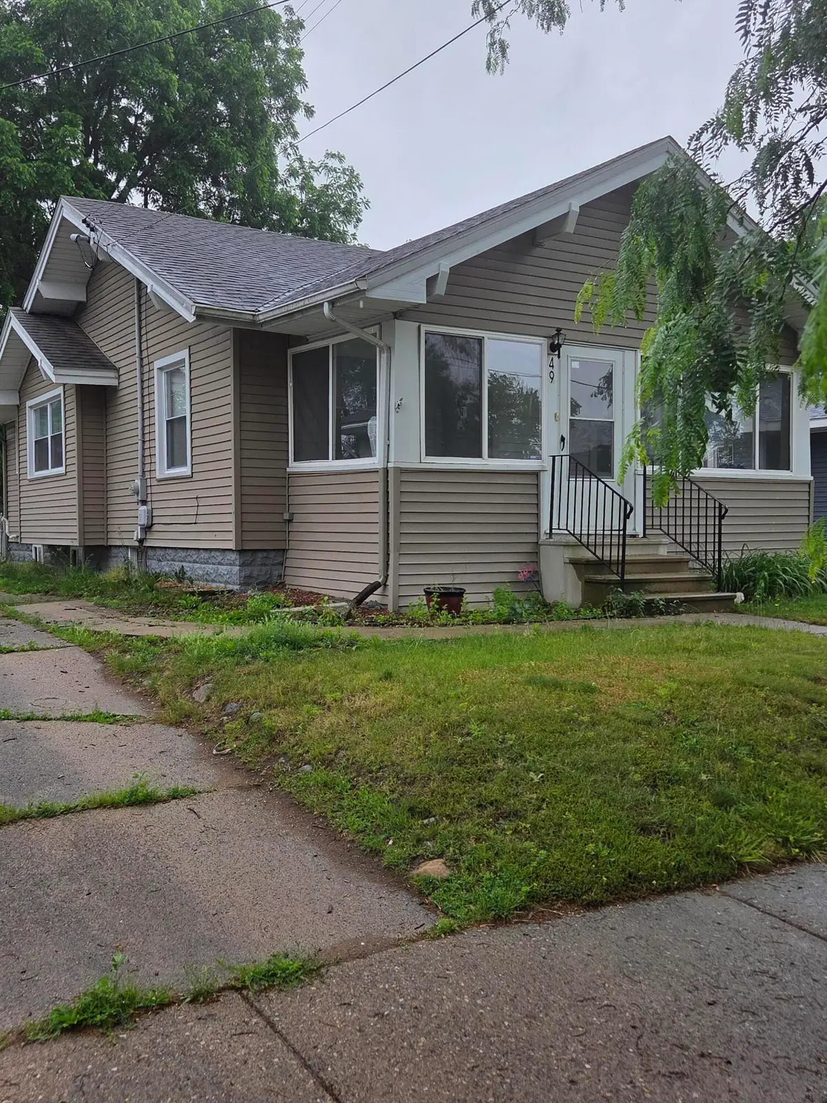 49 W Kingman Avenue, Battle Creek, MI 49014 - #1