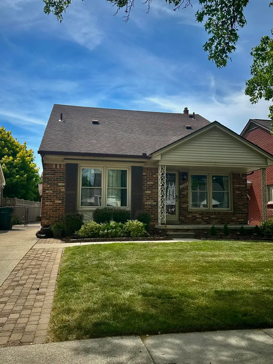 1753 N Silvery Lane, Dearborn, MI 48128 - #2