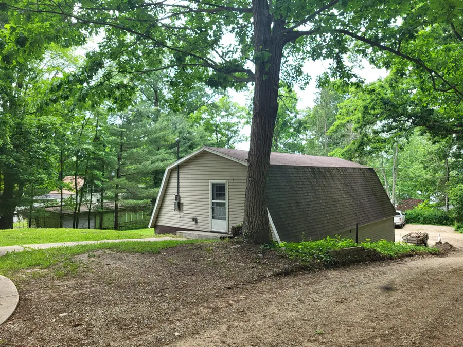 131 Peterson Drive, Gobles, MI 49055 - #2