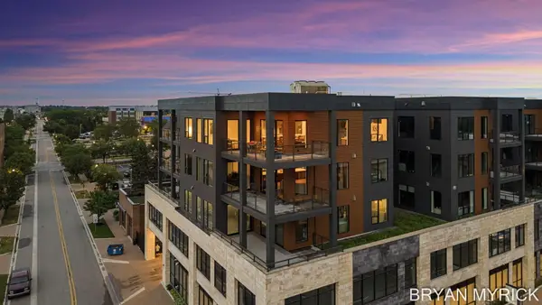 159 S River Avenue #505, Holland, MI 49423