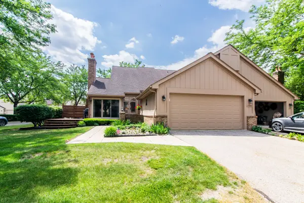 37648 N Laurel Park Drive #63, Livonia, MI 48152