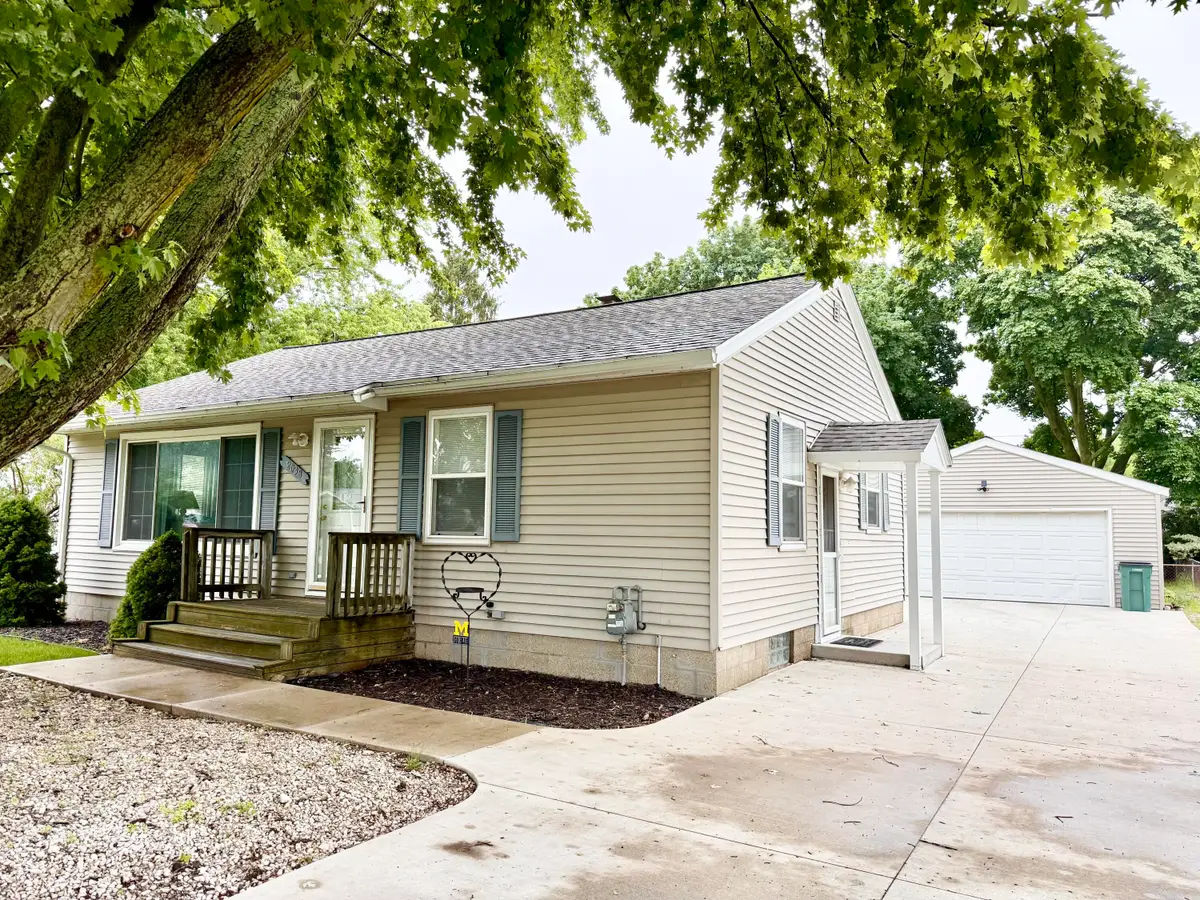 2038 Columbus Avenue, Muskegon, MI 49441 - #1