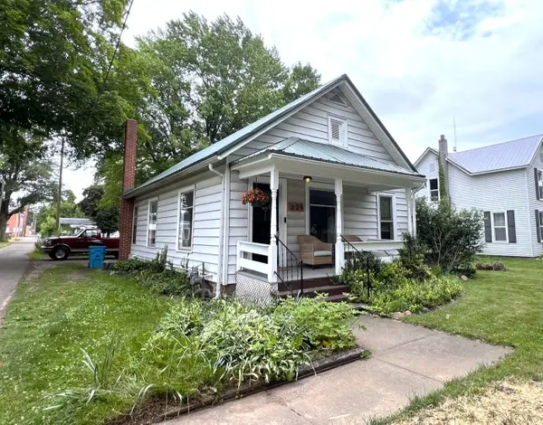 229 5th Street, Burr Oak, MI 49030