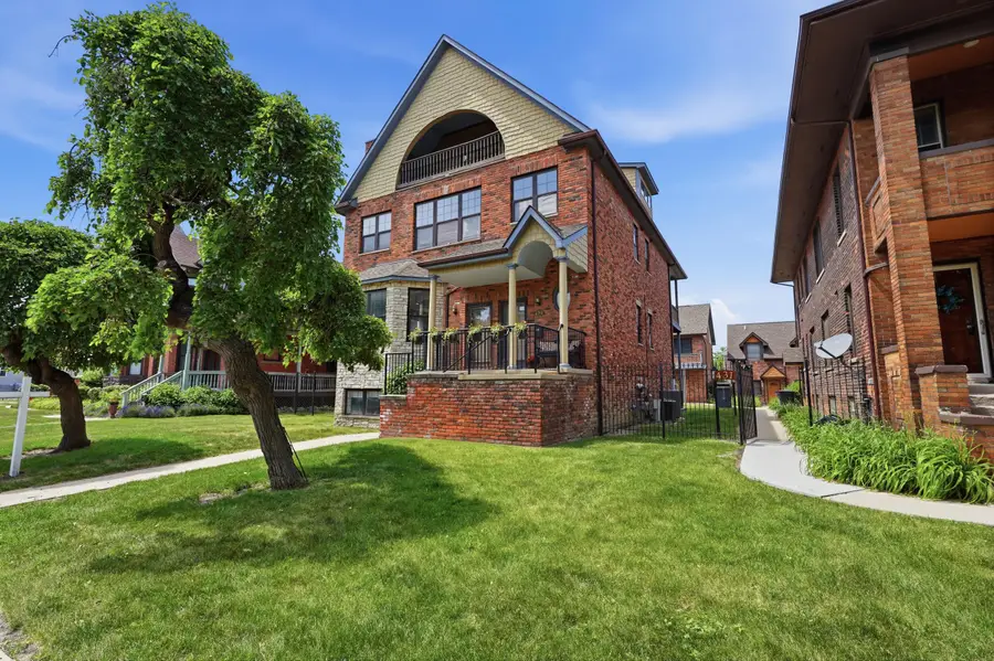 429 E Ferry Street #8, Detroit, MI 48202 - #2