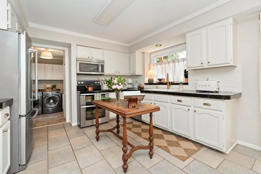 2805 Powderhorn Ridge Road, Rochester Hills, MI 48309 - #3