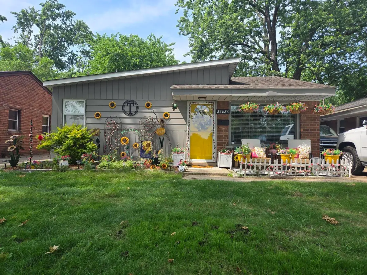 25086 Annapolis Street, Dearborn Heights, MI 48125 - #1