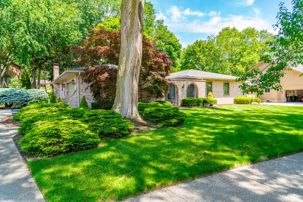 5097 Collington Drive, Troy, MI 48098 - #1