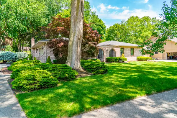 5097 Collington Drive, Troy, MI 48098