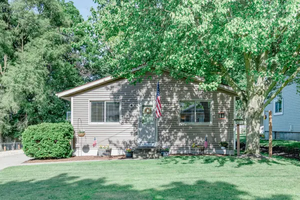 1012 Calvary Avenue Nw, Grand Rapids, MI 49504
