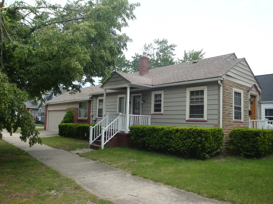 842 Garfield Avenue Nw, Grand Rapids, MI 49504 - #2
