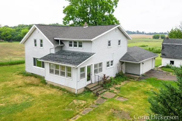 29255 S Dr N, Springport, MI 49284