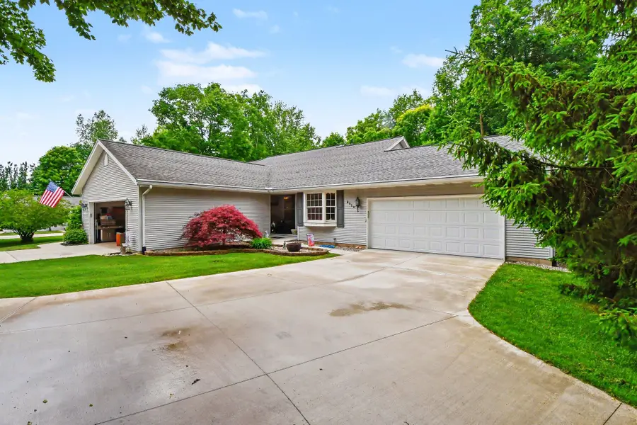 6920 Beechwood Drive, Saranac, MI 48881 - #2