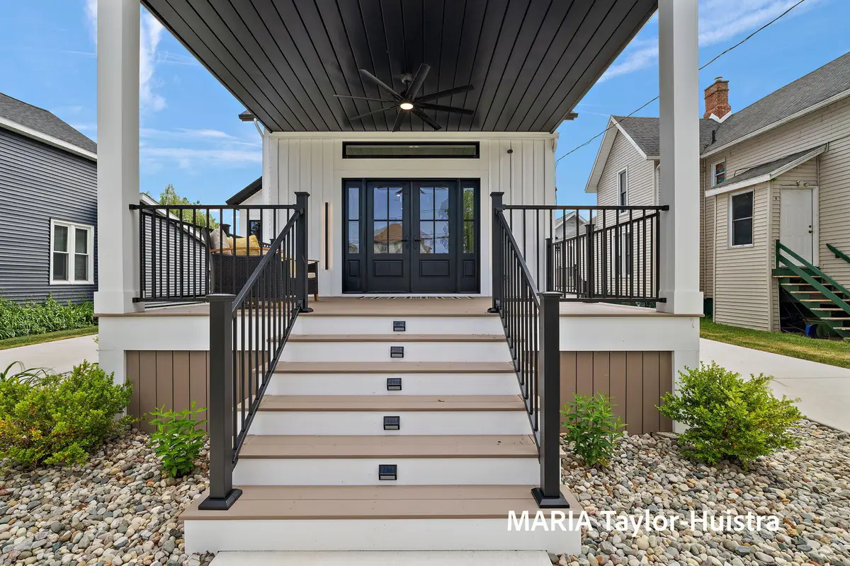 1423 Lakeshore Drive, Muskegon, MI 49441 - #1