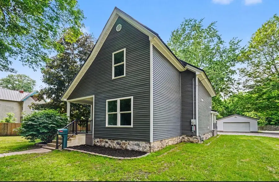 209 E High Street, Union City, MI 49094 - #3