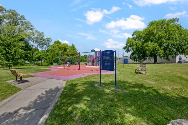 10028 Stahelin Avenue, Detroit, MI 48228